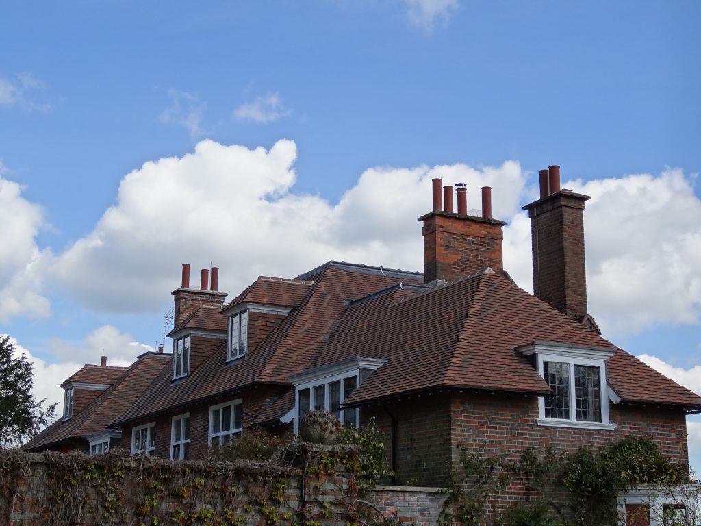 Helping sustain Britain’s structural identity and heritage is SIG Roofing’s SIGnature Clay Tiles range, consisting of machine made, handcrafted and handmade clay tiles that are perfect for both new build and refurbishment projects. Providing a range of great beauty and distinction, this collection offers a life-long investment and low-maintenance solution.